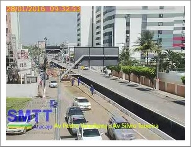 Av. Silvio Teixeira/ Câmeras da SMTT