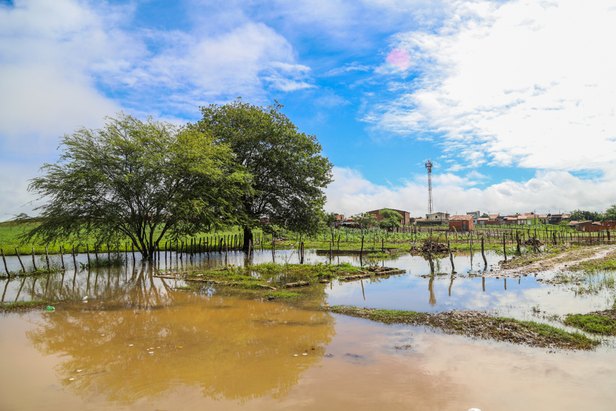 Foto: Defesa Civil e Deso realizam mapeamento de ruas atingidas por alagamento em Pinhão / Fotos: Pritty Reis