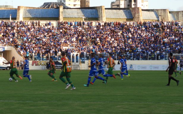 Foto: Dienes Celestino