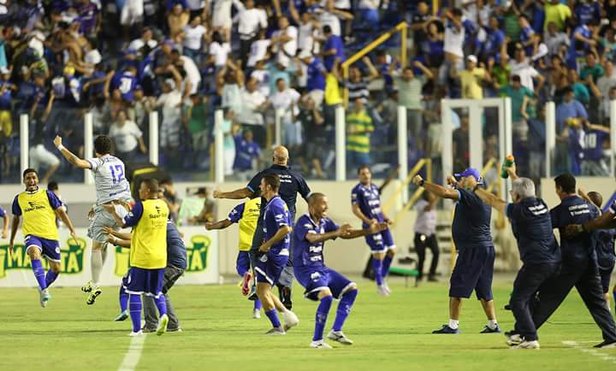 Na garra e na raça (Foto: Cley Albuquerque)