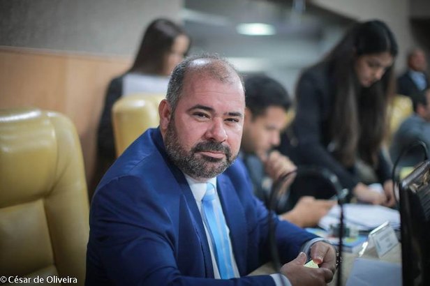 Foto: César de Oliveira