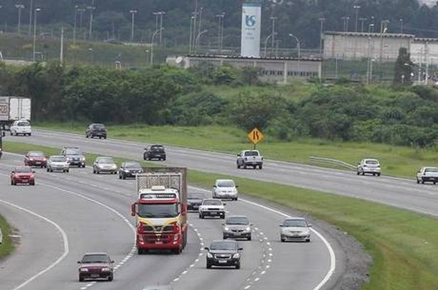 Aproximadamente 15 trechos de rodovias serão contempladas pelo Programa
