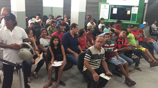 Foto: Aline Aragão Atendimento no Instituto de Identificação foi suspenso