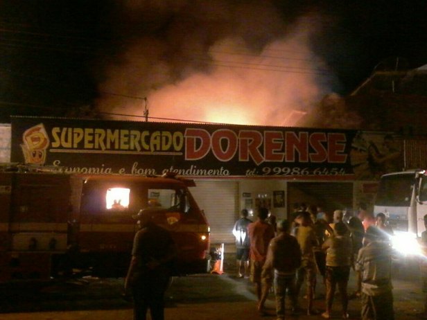 Foto: Rede Social Corpo de Bombeiros foi acionado por volta das 2h